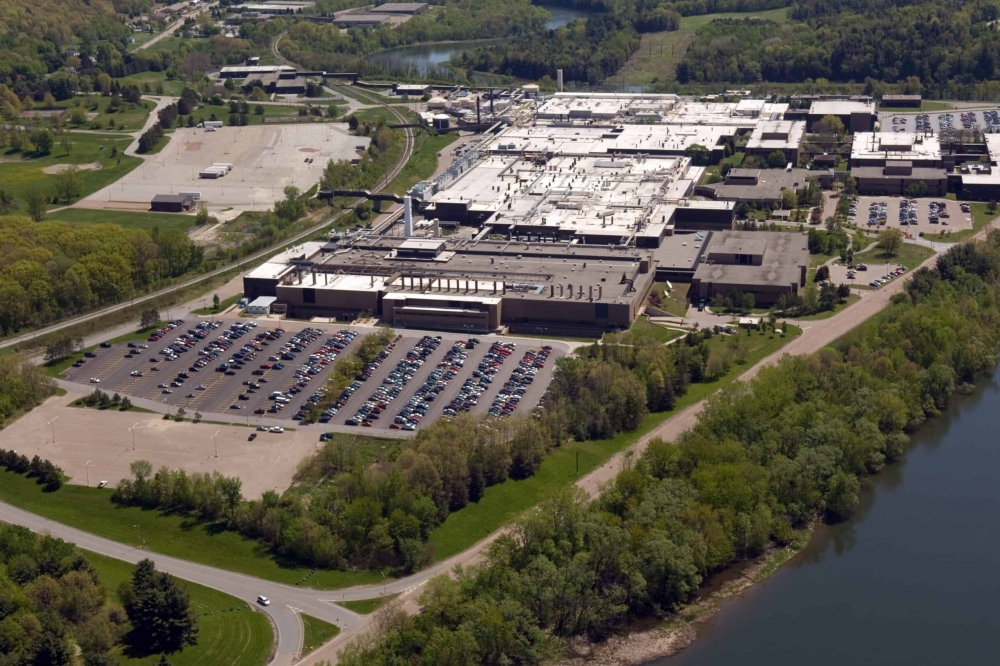 Aerial view of the GlobalFoundries semiconductor fabrication campus in Burlington, Vermont