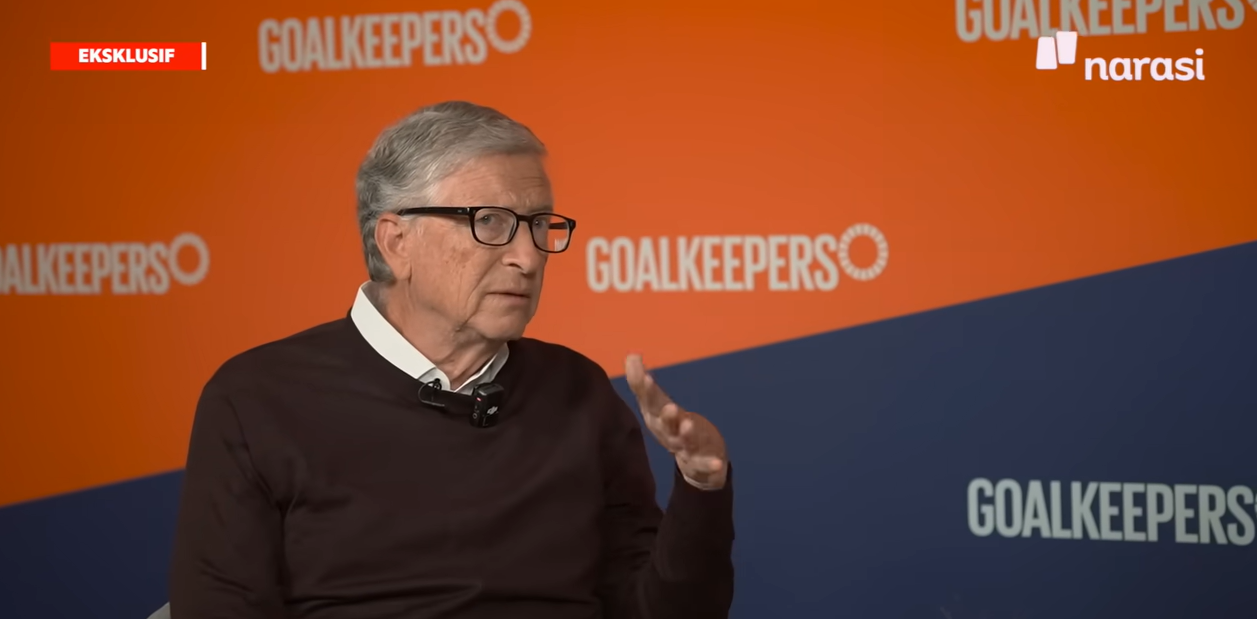 Bill Gates in a 2025 interview. Najwa Shibab / Wikimedia Commons, CC BY 3.0.
