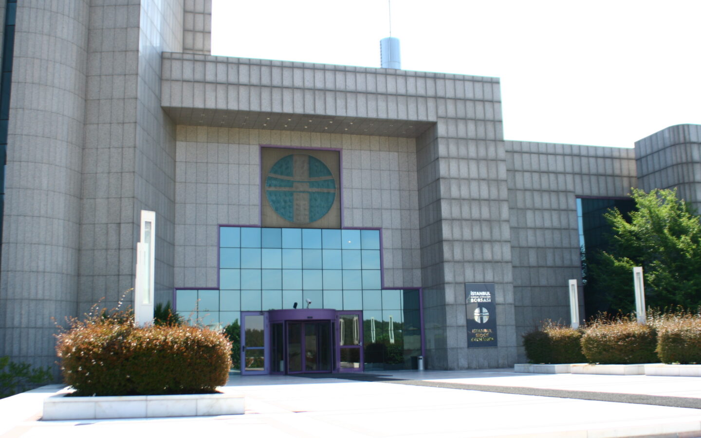 Borsa İstanbul binasının dış görünümü