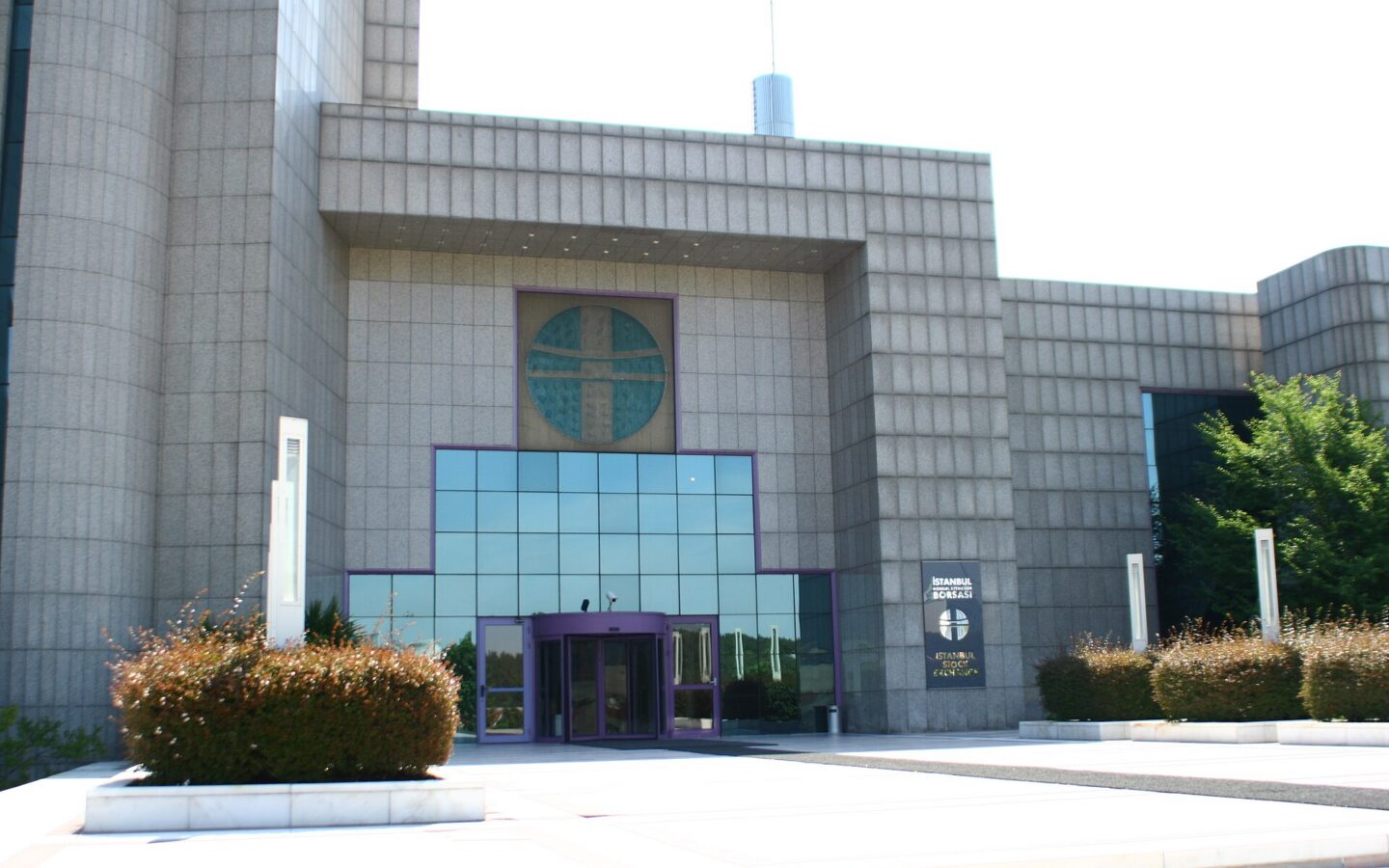 Borsa İstanbul'un Sarıyer'deki borsa binası
