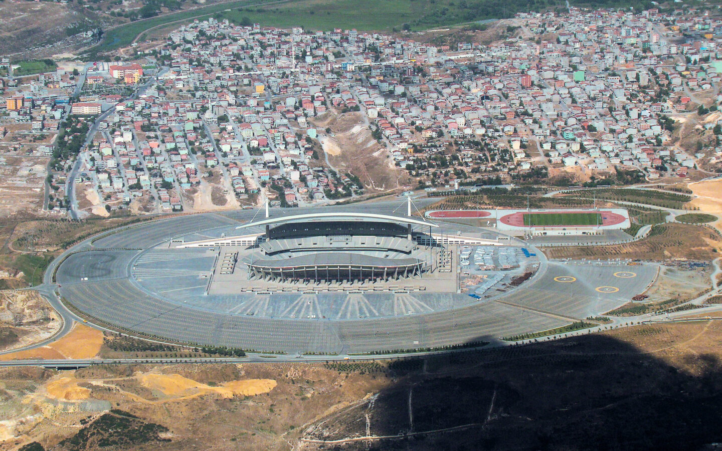 İstanbul'daki Atatürk Olimpiyat Stadyumu'nun havadan görünümü