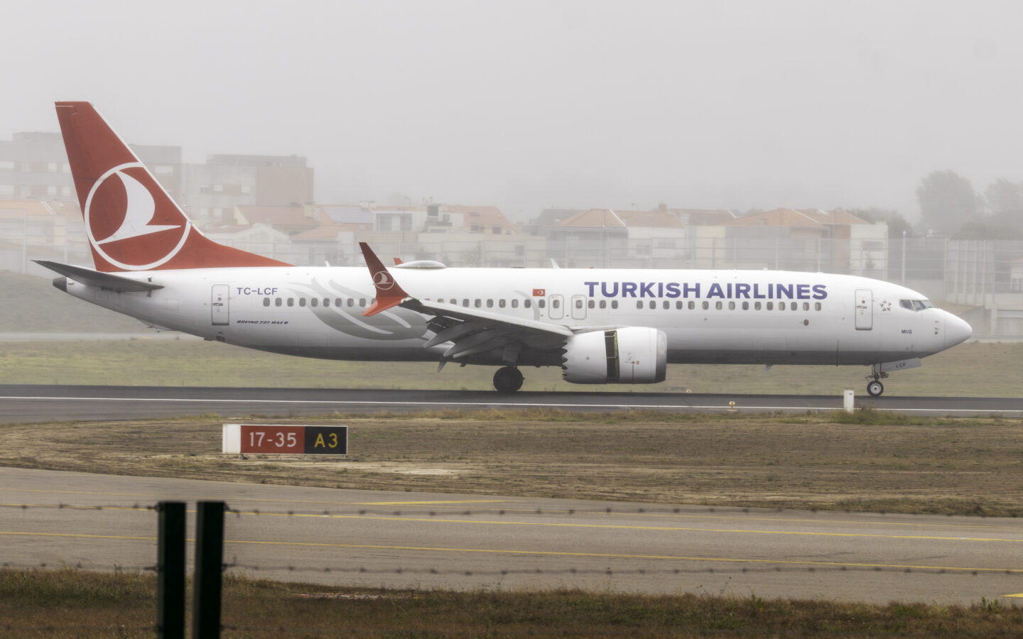 Türk Hava Yolları Boeing 737-8 MAX uçağı