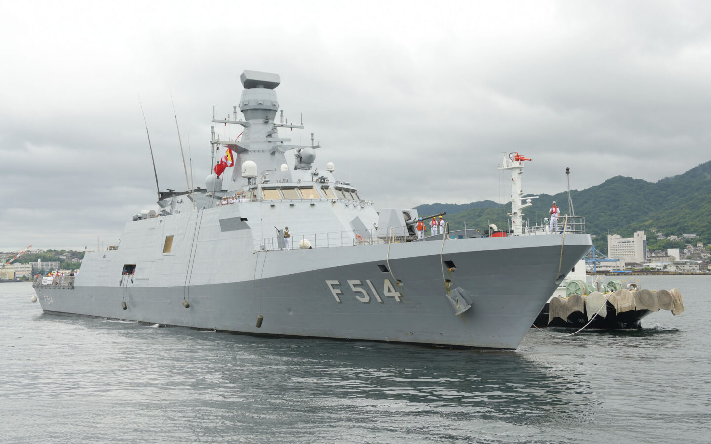 Turkish Navy corvette TCG Kinaliada arriving at Kure Naval Base