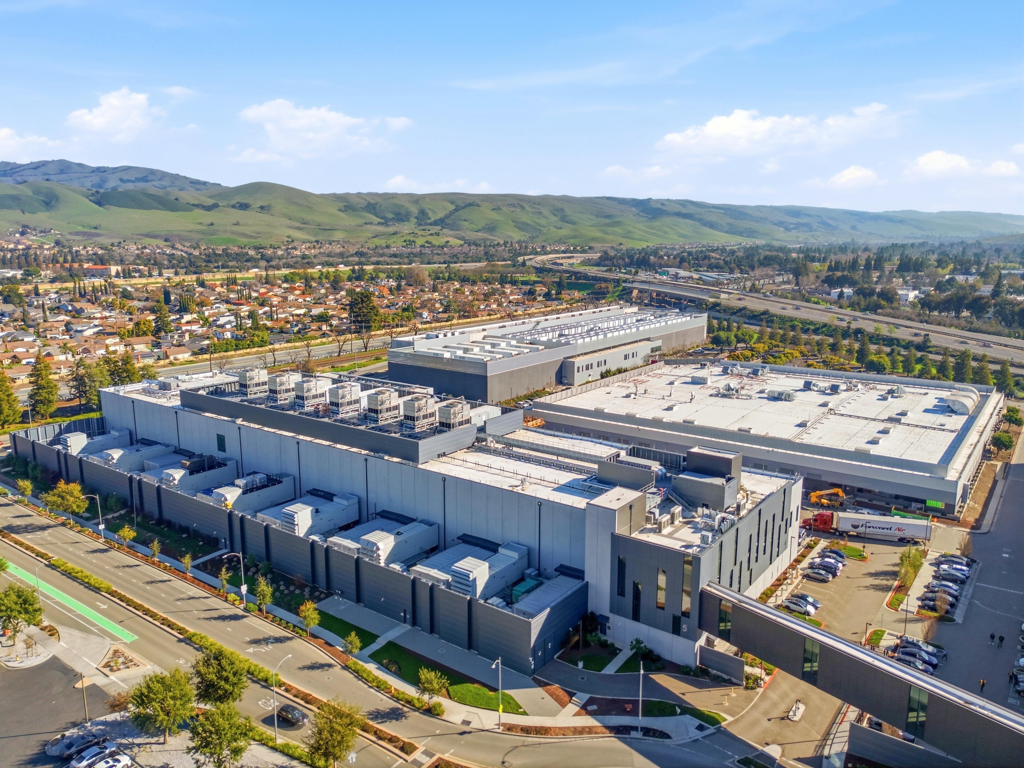 AI infrastructure context: a 2026 data center facility