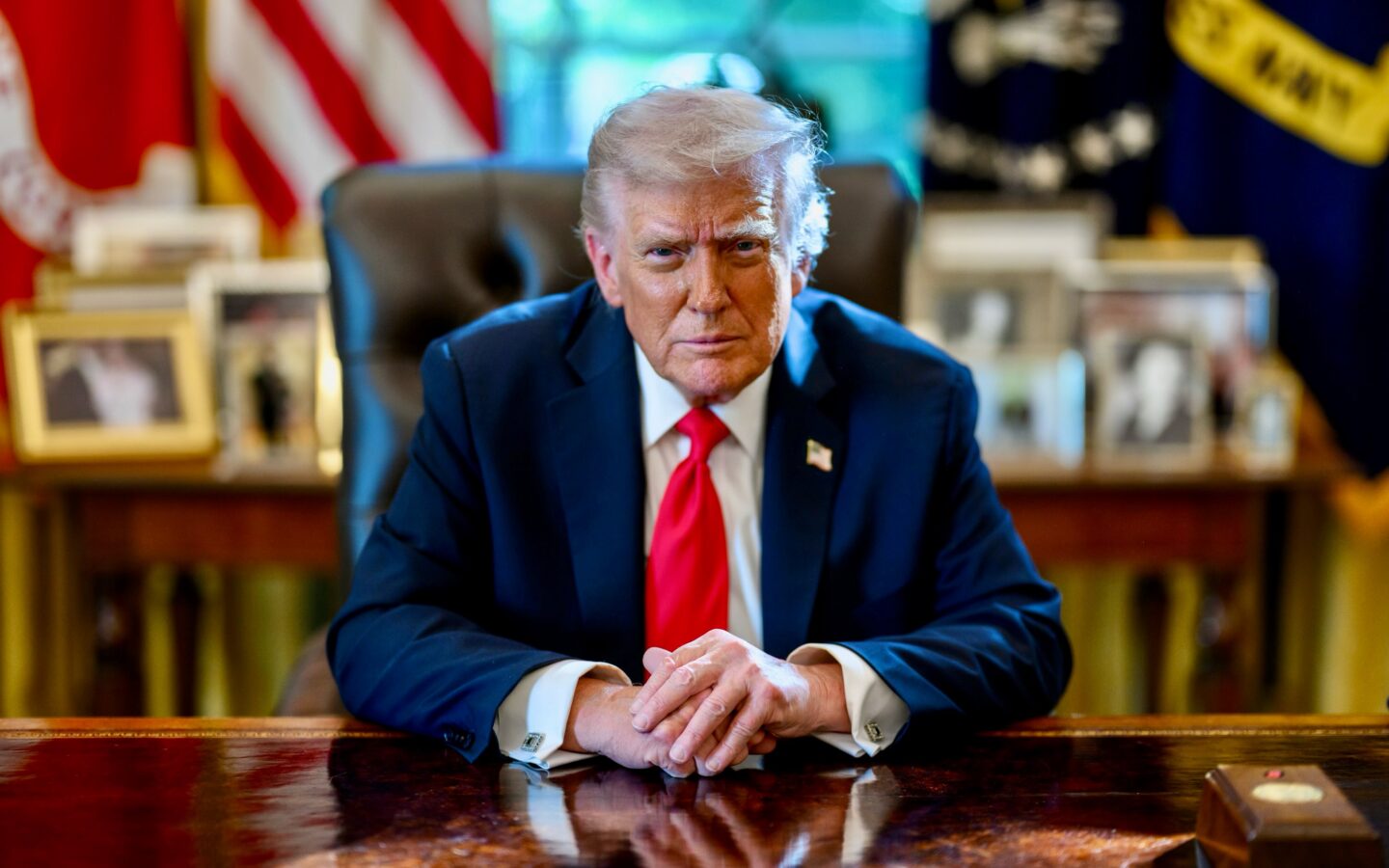 Donald Trump official portrait, June 2026