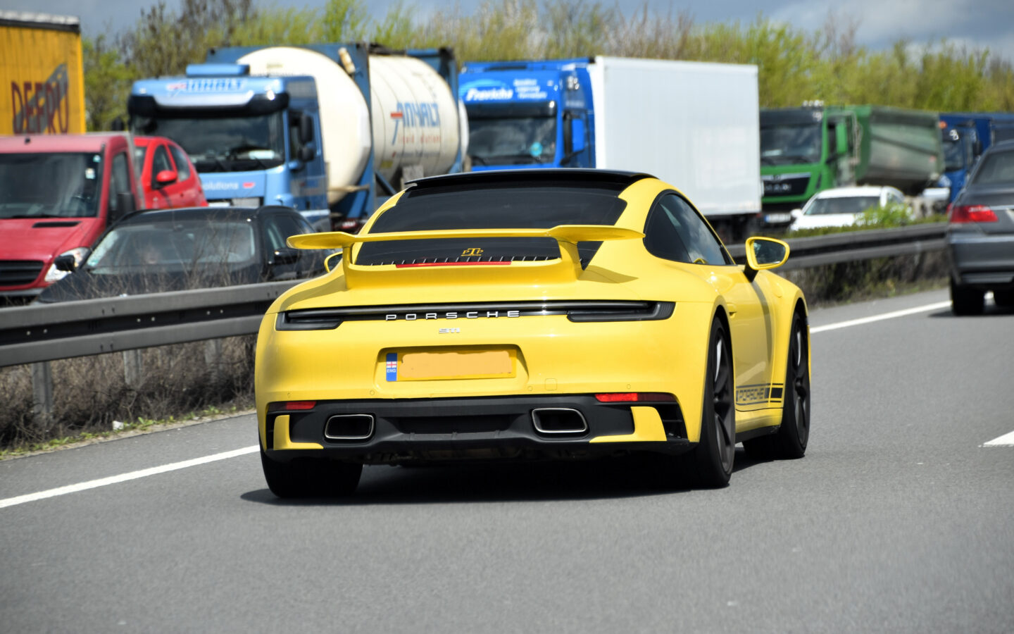 Porsche 911 Carrera